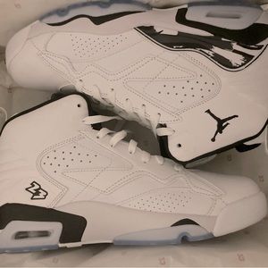 Jordan MVP "White/Black/Off Noir"